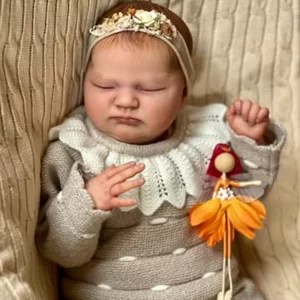 Quinlyn Pre-Owned Vinyl Doll