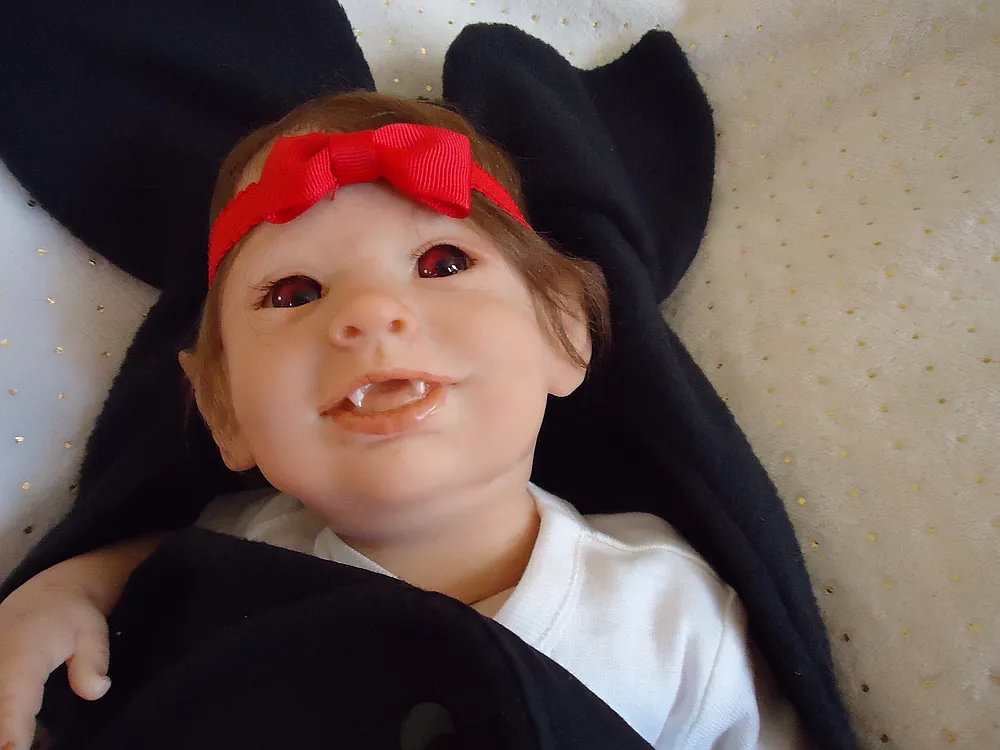 Coralynn vampling Reborn Doll